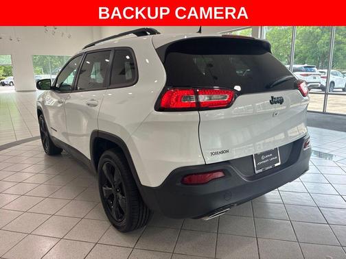 Bright White Clearcoat 2016 Jeep Cherokee Limited