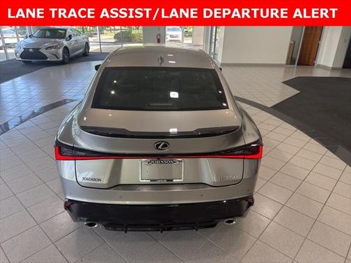 2022 Lexus IS 350 Base