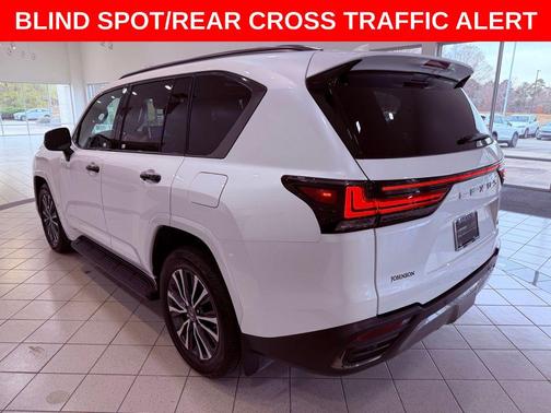 2022 Lexus LX 600 Premium