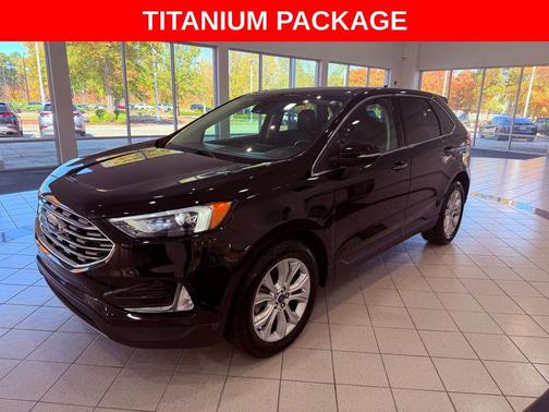 2022 Ford Edge Titanium