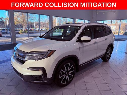 2019 Honda Pilot Touring 8-Passenger