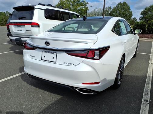 2025 Lexus ES 350 Luxury