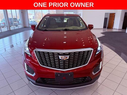 2022 Cadillac XT5 Premium Luxury
