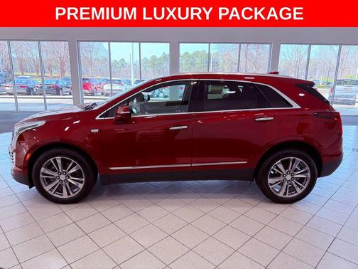 2022 Cadillac XT5 Premium Luxury