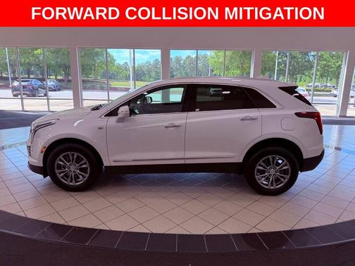 Crystal White Tricoat 2021 Cadillac XT5 Premium Luxury