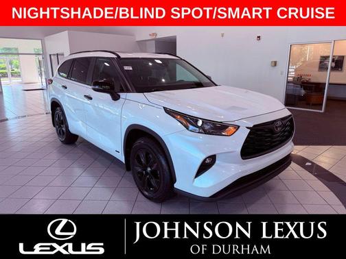 Wind Chill Pearl 2025 Toyota Highlander Hybrid XLE