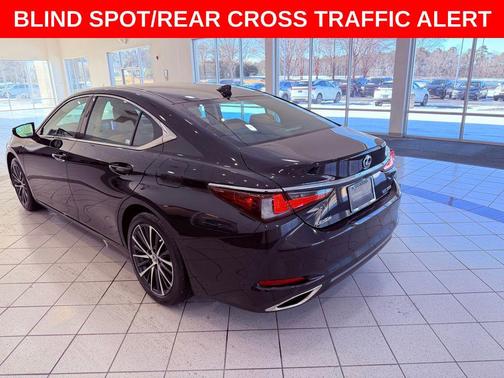 2024 Lexus ES 350 Premium