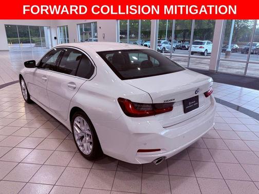 Alpine White 2025 BMW 330 330i