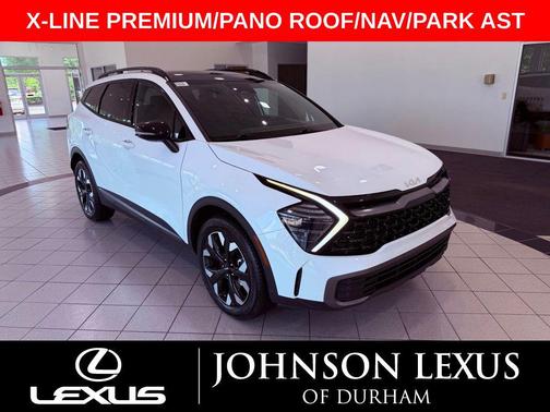 Glacial White Pearl 2024 Kia Sportage X-Line