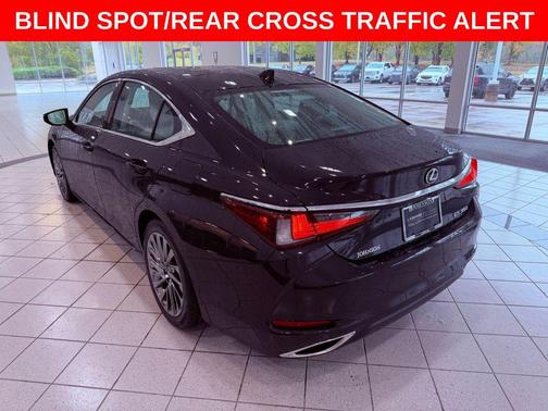 2024 Lexus ES 350 Luxury