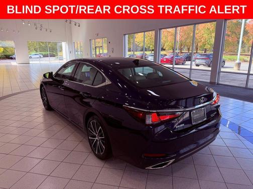 2025 Lexus ES 350 Premium