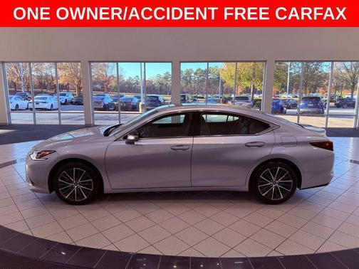 2025 Lexus ES 350 Base