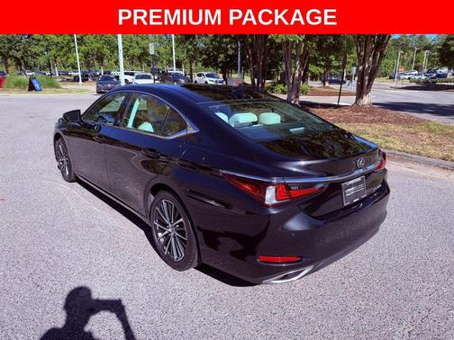Caviar 2025 Lexus ES 350 Premium