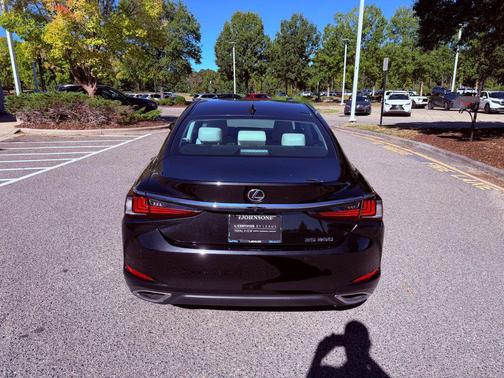 Caviar 2025 Lexus ES 350 Premium