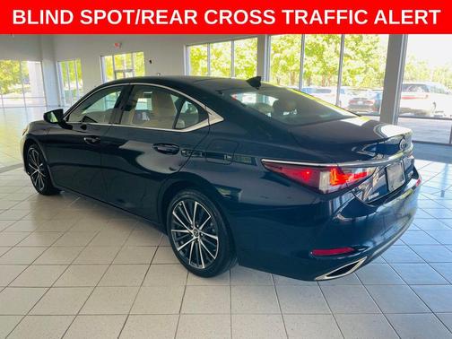 2024 Lexus ES 350 Base