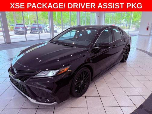 Midnight Black Metallic 2022 Toyota Camry XSE