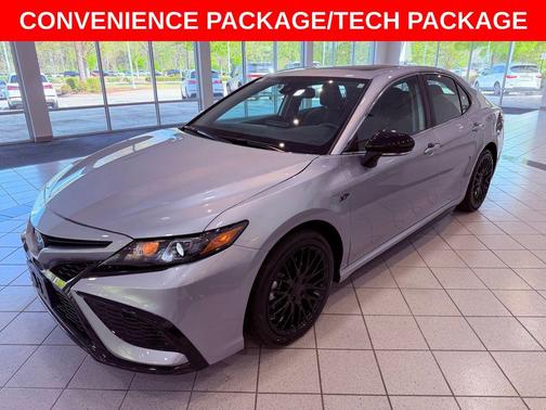 Celestial Silver Metallic 2024 Toyota Camry SE