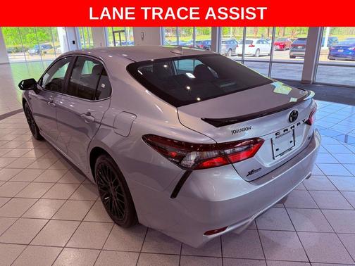 Celestial Silver Metallic 2024 Toyota Camry SE