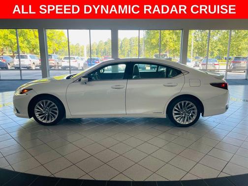 2019 Lexus ES 300h Ultra Luxury