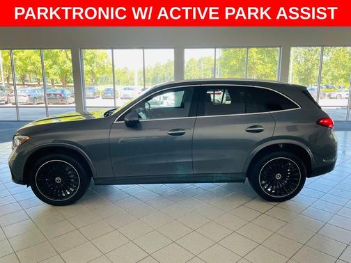 2023 Mercedes-Benz GLC 300 Base