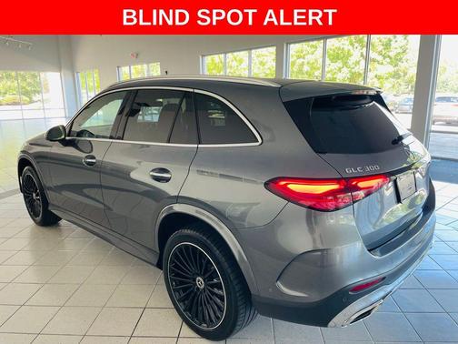 2023 Mercedes-Benz GLC 300 Base