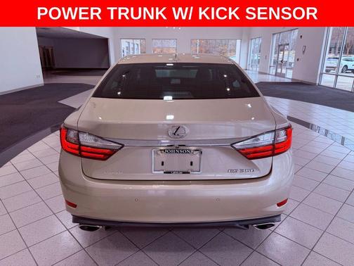 2017 Lexus ES 350 Base