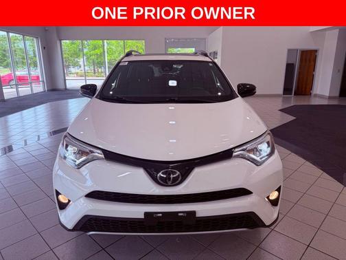 Super White 2017 Toyota RAV4 SE