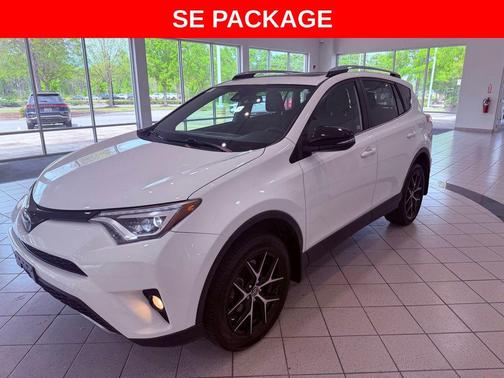 Super White 2017 Toyota RAV4 SE