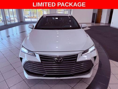 Wind Chill Pearl 2019 Toyota Avalon Limited