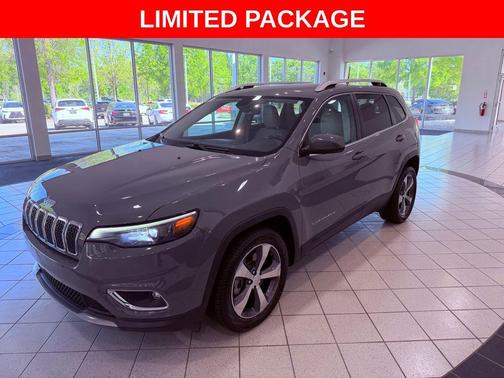 Sting-Gray Clearcoat 2020 Jeep Cherokee Limited