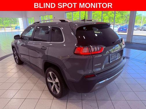 Sting-Gray Clearcoat 2020 Jeep Cherokee Limited