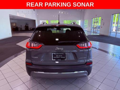 Sting-Gray Clearcoat 2020 Jeep Cherokee Limited
