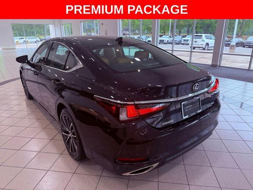 Caviar 2024 Lexus ES 350 Premium