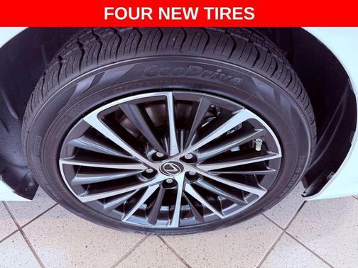 2024 Lexus ES 350 Base