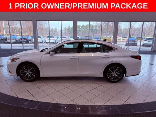 2024 Lexus ES 350 Base