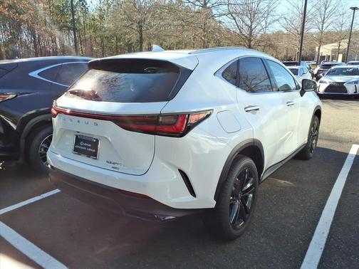 2026 Lexus NX 450h+ Luxury