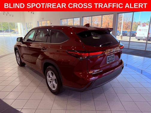 2021 Toyota Highlander LE