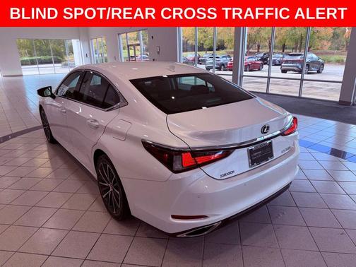 2024 Lexus ES 350 Premium