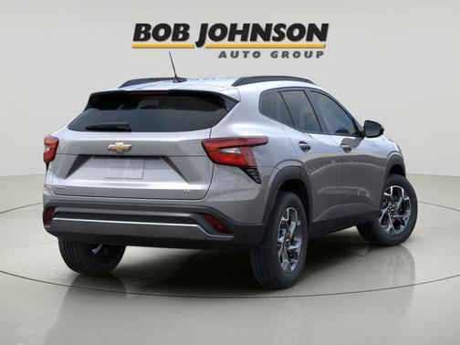 Sterling Gray Metallic 2026 Chevrolet Trax LT