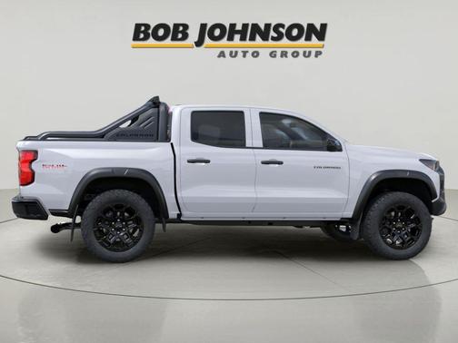 Summit White 2026 Chevrolet Colorado Trail Boss