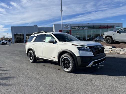 2025 Nissan Pathfinder Rock Creek