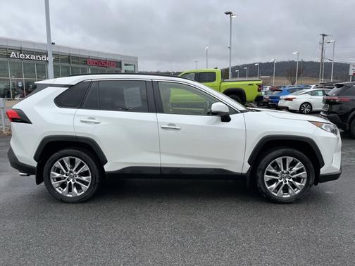 2019 Toyota RAV4 Limited