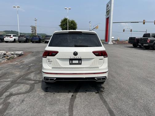 2022 Volkswagen Tiguan SEL R-Line