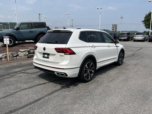 2022 Volkswagen Tiguan SEL R-Line