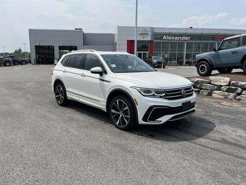 2022 Volkswagen Tiguan SEL R-Line