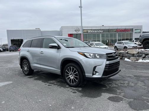 2018 Toyota Highlander SE