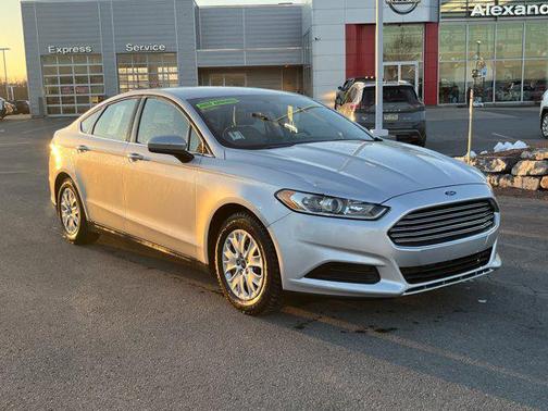 2014 Ford Fusion S