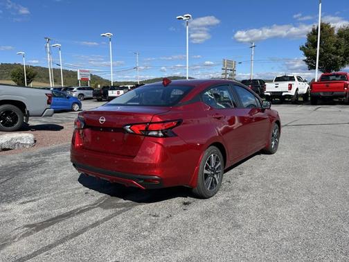 2025 Nissan Versa SV