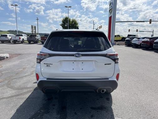 2025 Subaru Forester Sport