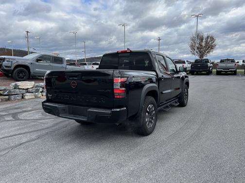 2024 Nissan Frontier PRO-4X